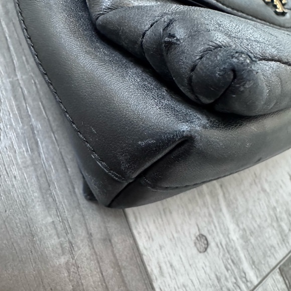 Tory Burch Kira Quilted Chevron Black Leather Purse Handbag READ - Picture 2 of 12